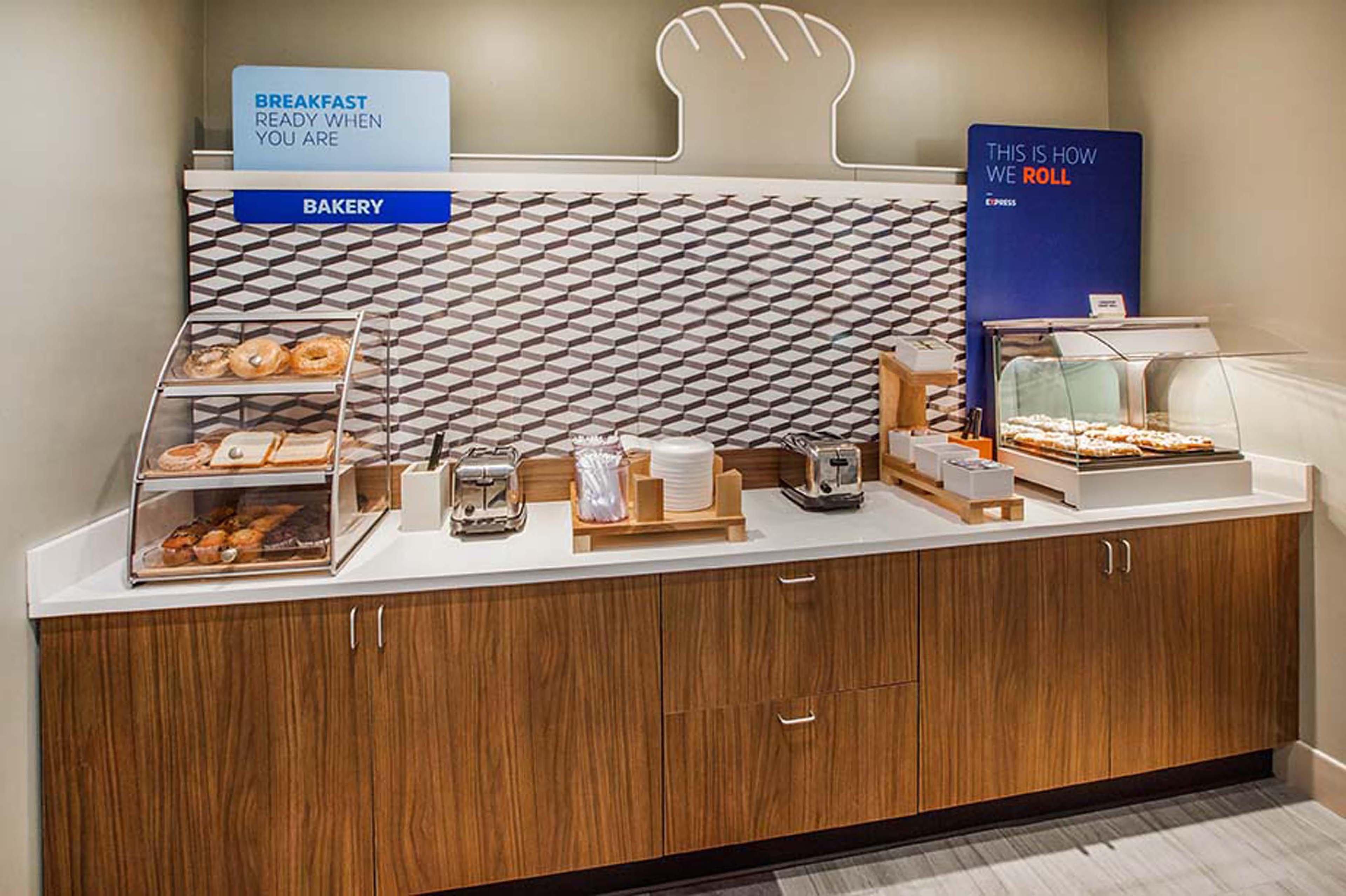 Holiday Inn Express & Suites Austin Nw - Lakeline By Ihg Экстерьер фото