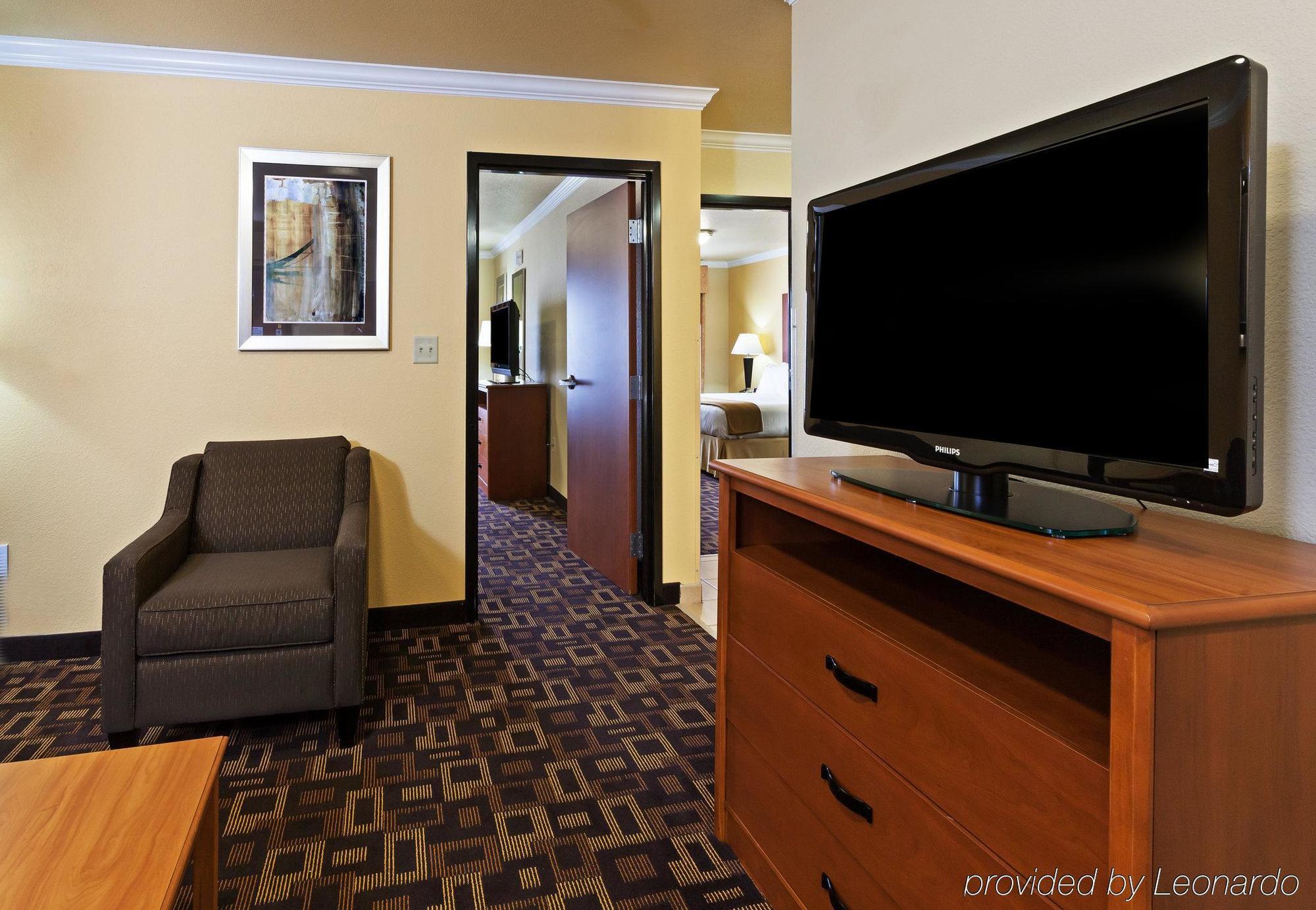 Holiday Inn Express & Suites Austin Nw - Lakeline By Ihg Экстерьер фото