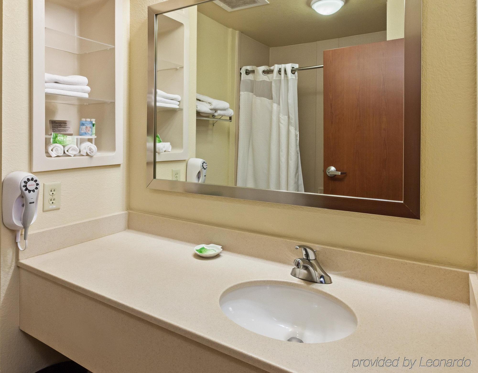 Holiday Inn Express & Suites Austin Nw - Lakeline By Ihg Экстерьер фото