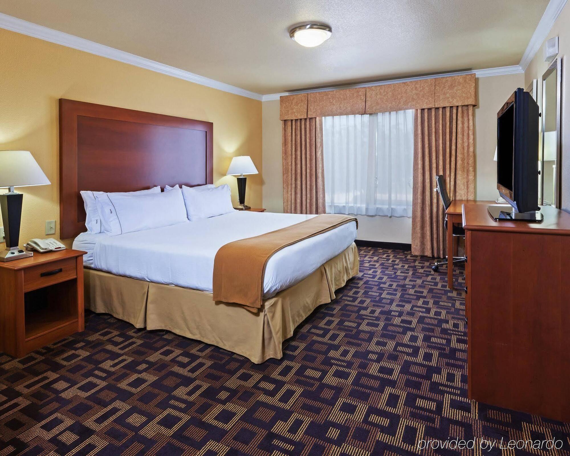 Holiday Inn Express & Suites Austin Nw - Lakeline By Ihg Экстерьер фото