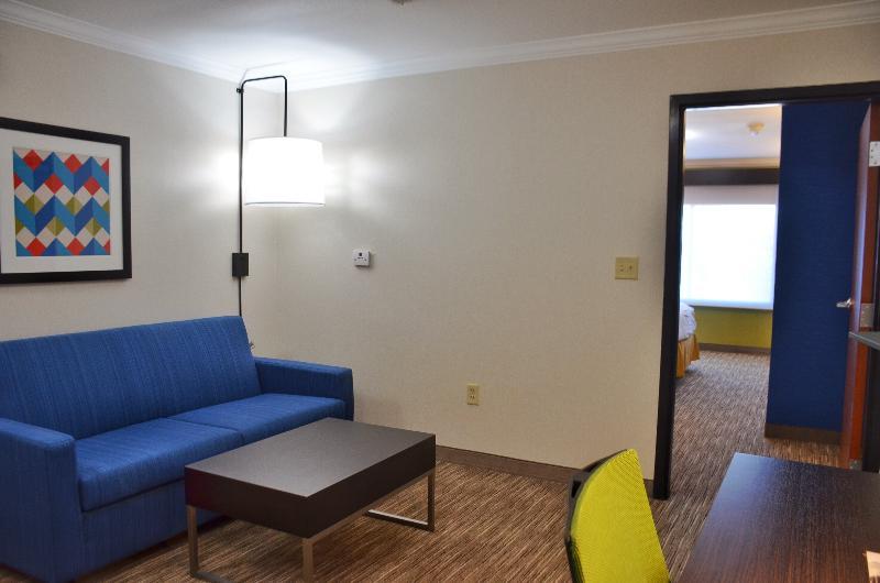 Holiday Inn Express & Suites Austin Nw - Lakeline By Ihg Экстерьер фото