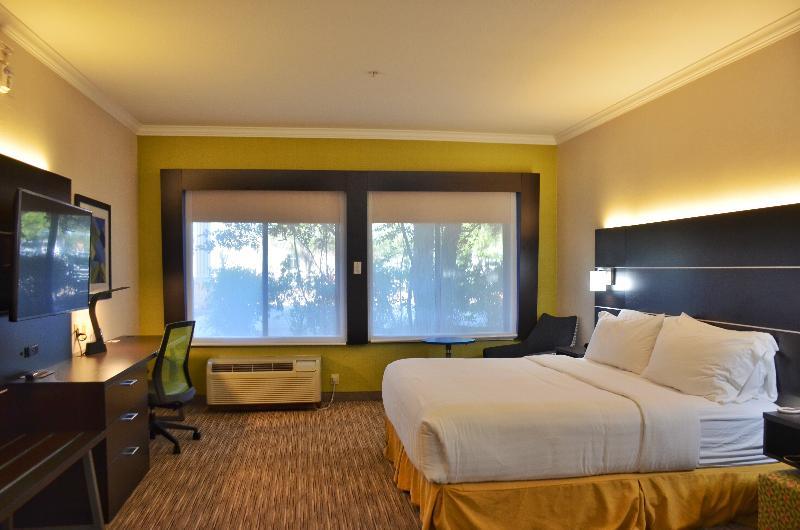 Holiday Inn Express & Suites Austin Nw - Lakeline By Ihg Экстерьер фото